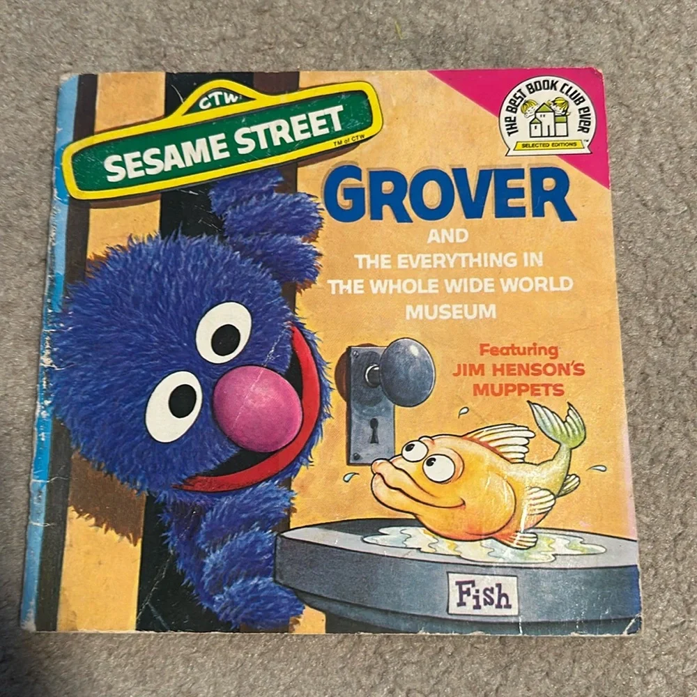 Vintage 1974 Sesame Street Grover Everything Whole Wide World Museum Book HTF